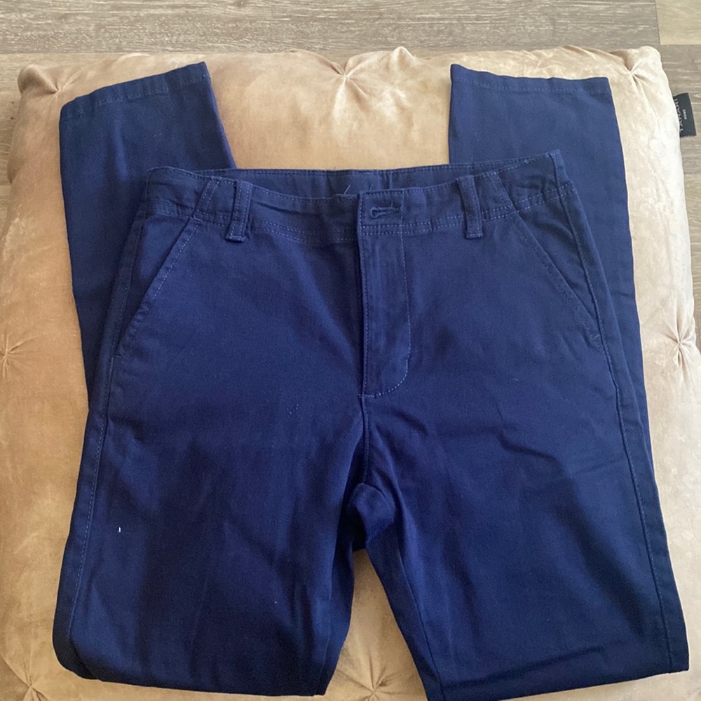 Izod- chino pant nwot. Slim fit